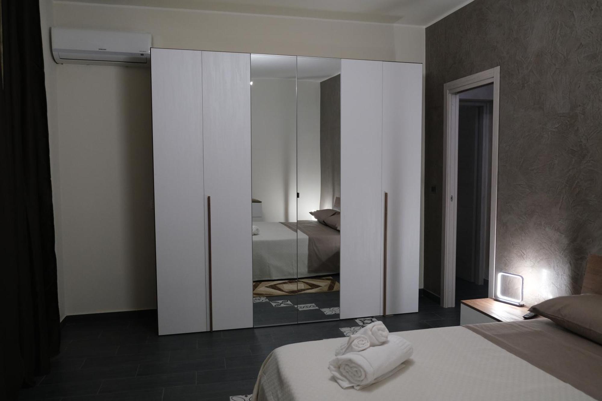 Sweet House Melania Apartman Catania-Fontanarossai nemzetközi repülőtér Kültér fotó